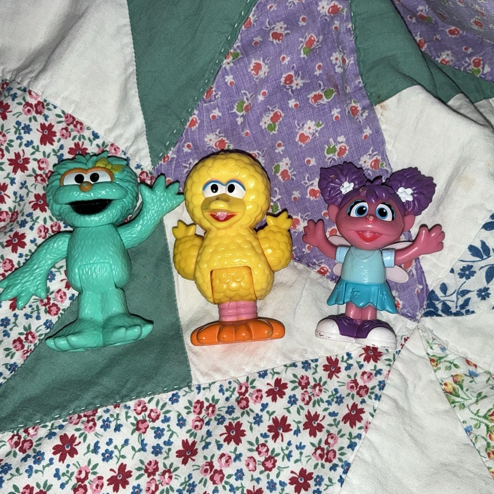 Sesame Street Neighborhood Friends Posable Figures Lot Abby Big Bird Rosita Toys